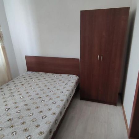 Хостел На Барахолки Αλμάτι Εξωτερικό φωτογραφία